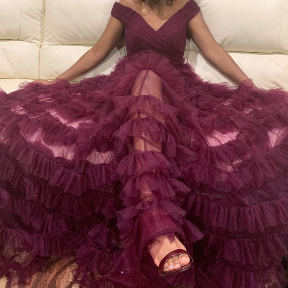 La Femme Dresses & Skirts - *Host Pick* Dark Berry La Femme Prom Dress